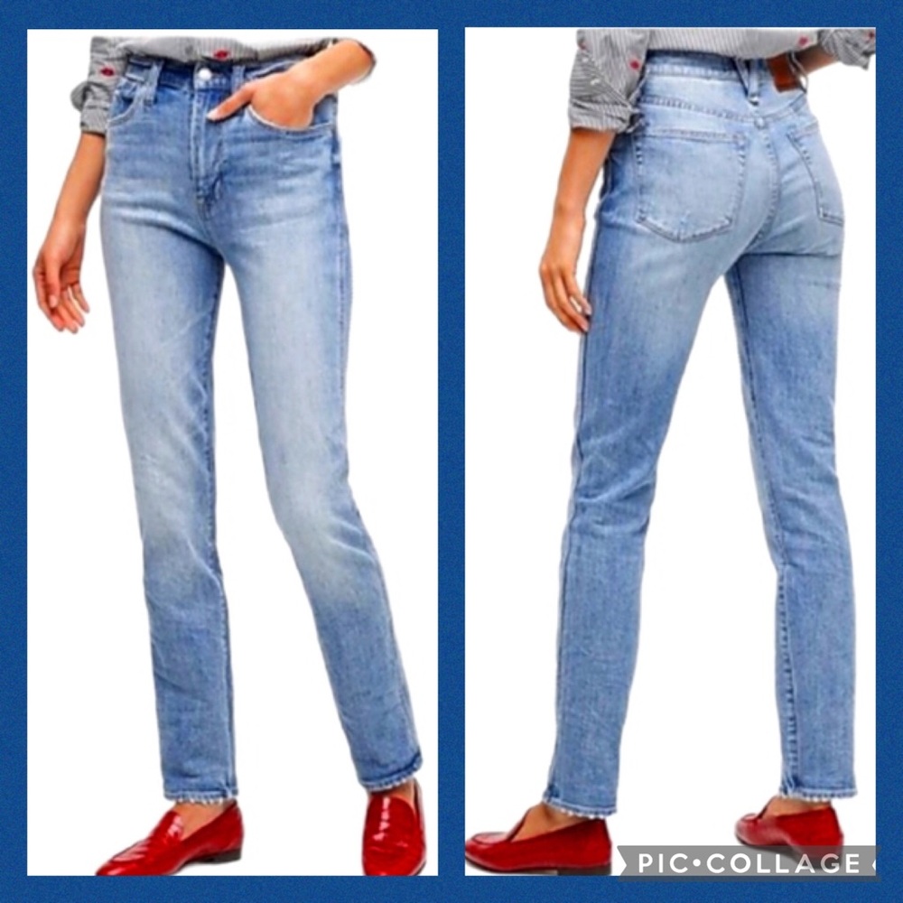 Light Wash High-Rise Straight Women’s Jeans